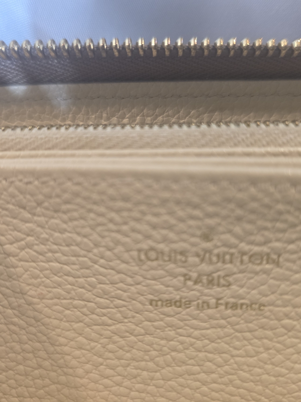 Authentic Louis Vuitton Empreinte Monogram Zippy Wallet - Cream/Tan Microchipped - Picture 6 of 16